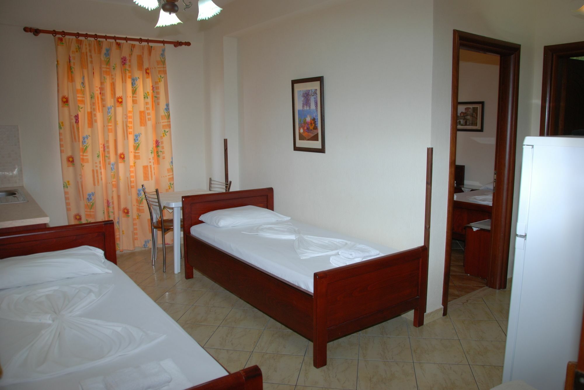 The First Hotel Saranda Exterior foto
